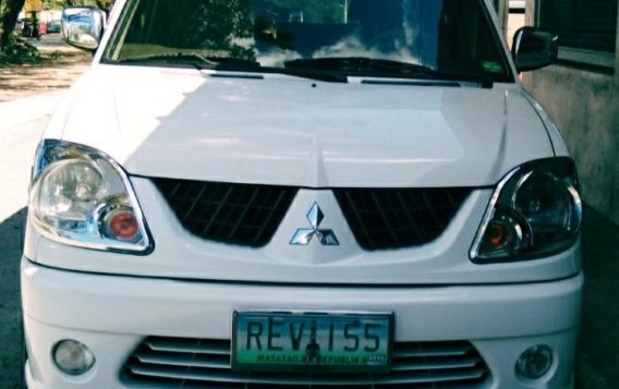 Selling White Mitsubishi Adventure 2006 in Mexico