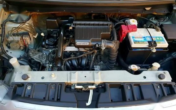 Silver Mitsubishi Mirage g4 2015 for sale in Automatic