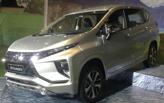 Selling White Mitsubishi XPANDER 0 in Manila