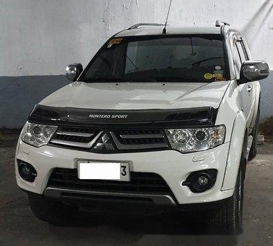 White Mitsubishi Montero Sport 2014 at 70000 km for sale