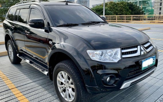 Black Mitsubishi Montero 2014 for sale in Manual