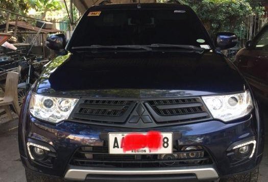 Selling Black Mitsubishi Montero sport 2014 in Pulilan