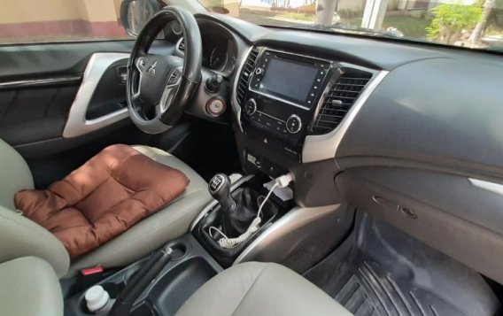 Brown Mitsubishi Montero 2017 for sale in Manual