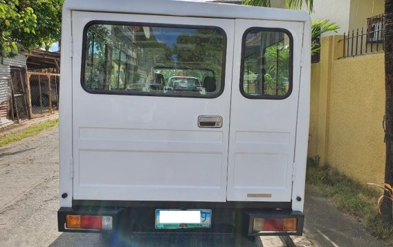 Selling Mitsubishi L300 2010 in Pasig