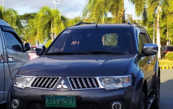 Selling Black Mitsubishi Montero sport 2012 in Binangonan