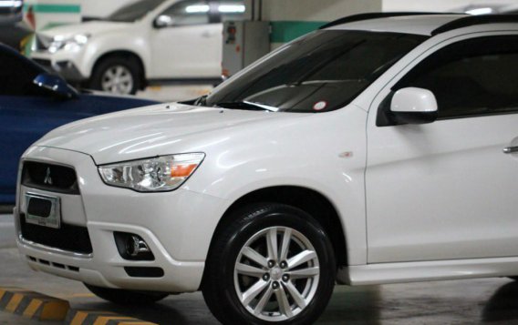 White Mitsubishi Asx 2011 for sale in Manila