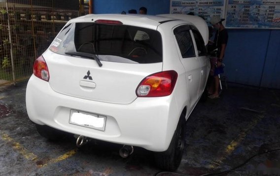 Sell White 2015 Mitsubishi Mirage in Manila