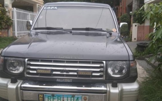 Selling Black Mitsubishi Pajero for sale in Bacoor