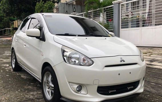 White Mitsubishi Mirage for sale in Quezon City
