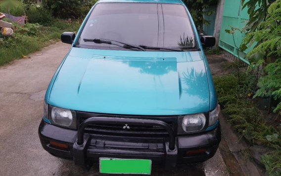 Sell Blue Mitsubishi Rvr in Manila