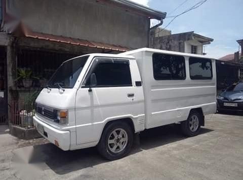 White Mitsubishi L300 1999 for sale in Manila