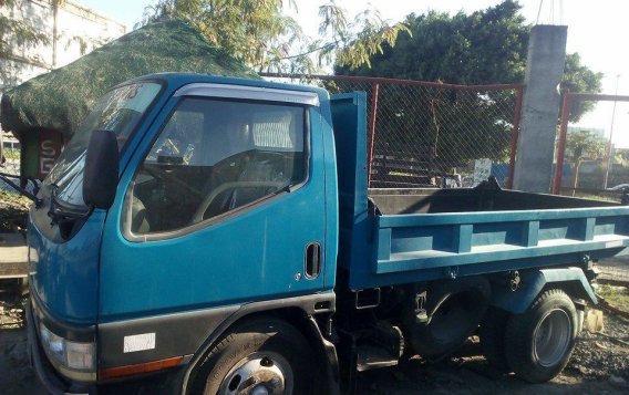 Sell Blue Mitsubishi Fuso in Manila