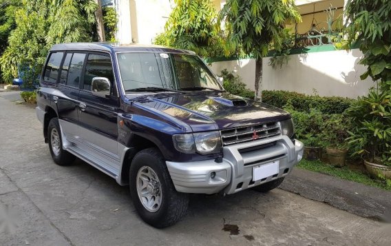 Selling Black Mitsubishi Pajero in Quezon City
