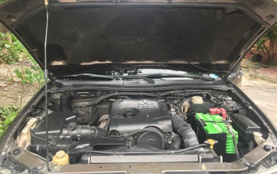 Sell Black 2011 Mitsubishi Montero Sport Auto in Manila