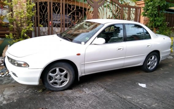Pearl White Mitsubishi Galant 1997 for sale in Las Piñas