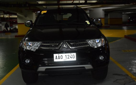 Selling Black Mitsubishi Montero 2014 in Makati