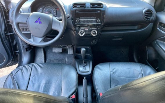 Selling Mitsubishi Mirage 2014