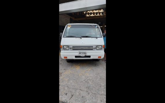 Selling White Mitsubishi L300 2018 in Quezon