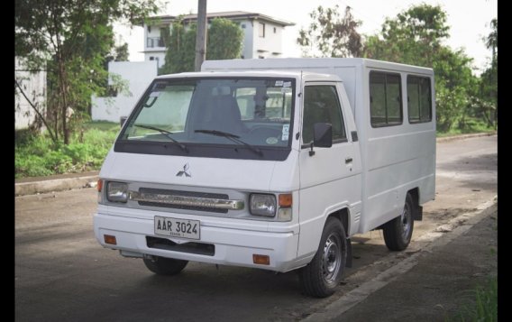 White Mitsubishi L300 2014 for sale in Quezon