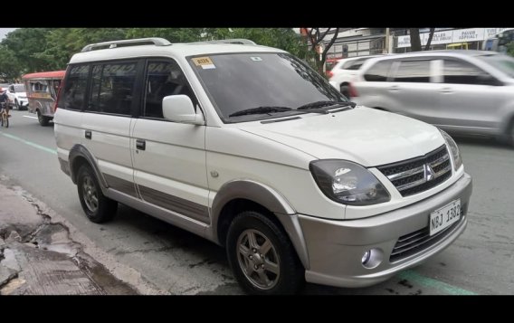 Selling Mitsubishi Adventure 2017 at 40000 in Quezon City