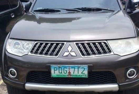 Grey Mitsubishi Montero Sport 2011 for sale in Quezon