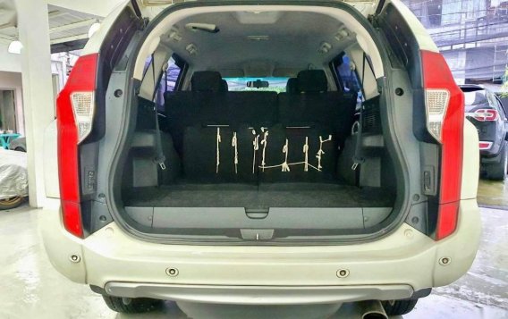 Sell Pearl White 2017 Mitsubishi Montero in Quezon City