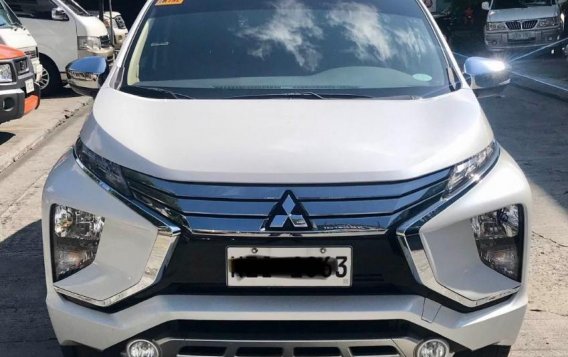 Selling Mitsubishi Xpander 2019