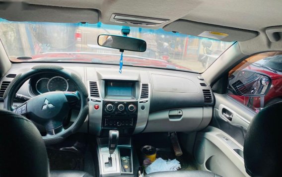 Selling Red Mitsubishi Montero Sport 2011 in Manila