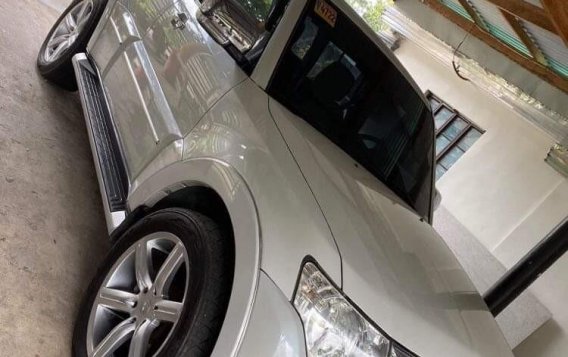 Selling White Mitsubishi Pajero 2013 in Padre Garcia