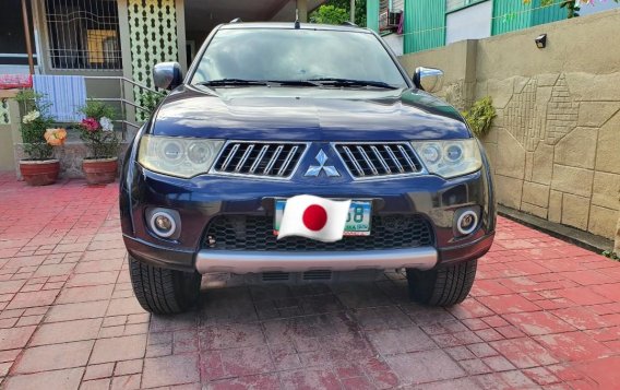 Black Mitsubishi Montero 2012 for sale in Automatic