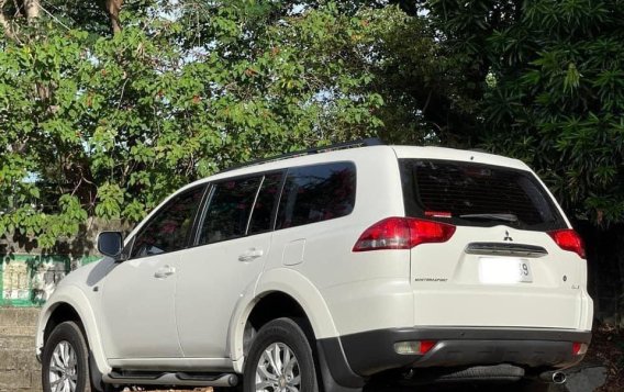 Sell White 2015 Mitsubishi Montero in Parañaque