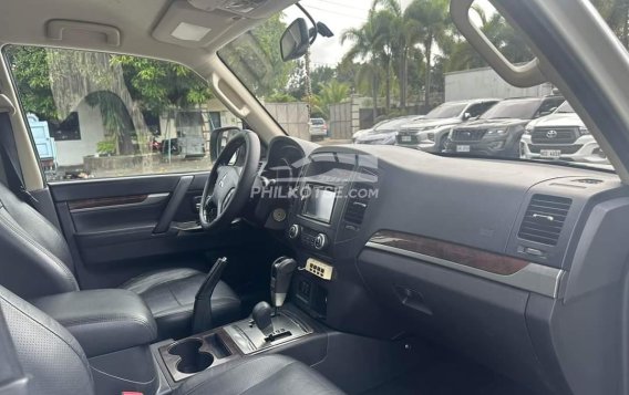 2013 Mitsubishi Pajero GLS 3.2 Di-D 4WD AT in Manila, Metro Manila