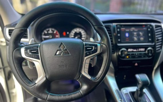 Selling White Mitsubishi Montero 2017 in Toledo