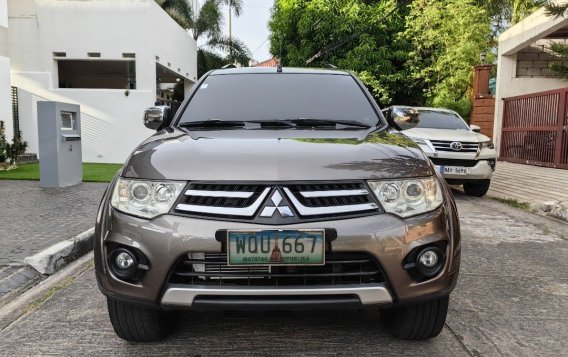 White Mitsubishi Montero sport 2014 for sale in Automatic