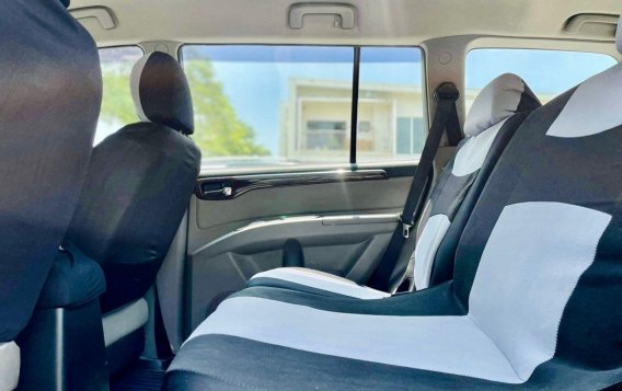 Selling White Mitsubishi Montero 2012 in Makati