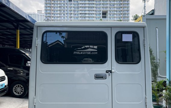 2020 Mitsubishi L300 in Quezon City, Metro Manila