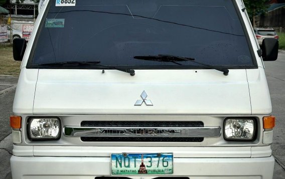 White Mitsubishi L300 2010 for sale in Manual