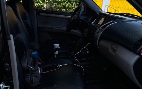 Selling White Mitsubishi Montero 2016 in Manila