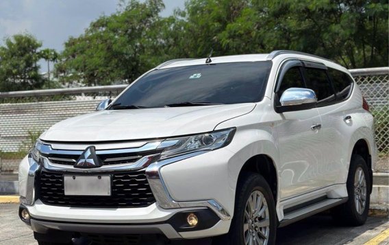 Selling White Mitsubishi Montero sport 2017 in Manila