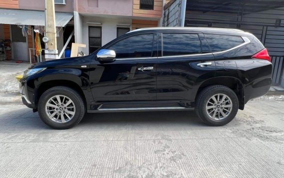 Silver Mitsubishi Montero sport 2018 for sale in 