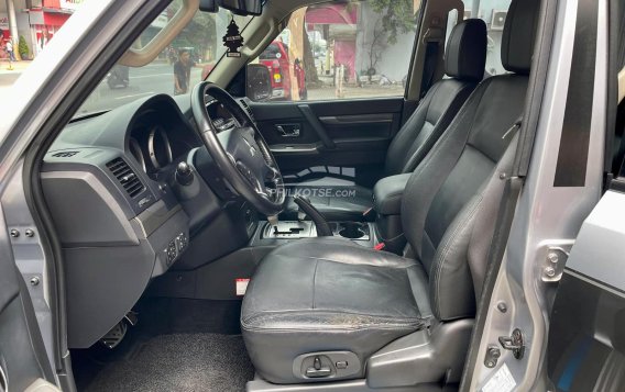 2015 Mitsubishi Pajero  GLS 3.2 Di-D 4WD AT in Las Piñas, Metro Manila